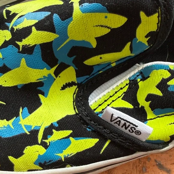 Vans Kids Slip-On Sneakers - Black and Green Glow in the Dark Shark Print - Picture 2 of 6